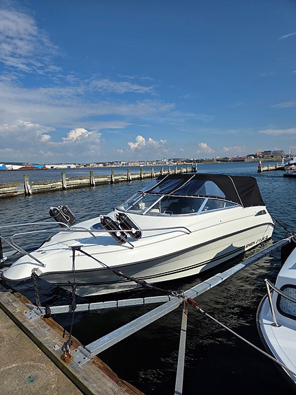 Ryds 23 DC Stora badbryggan, NYTT kapell, Trailer ingår 3 of 13