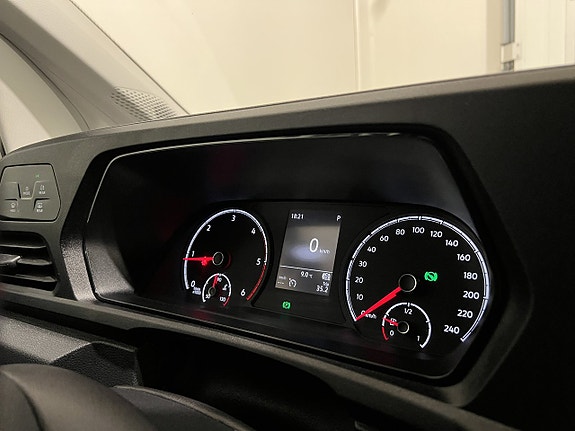 Volkswagen Caddy 16 of 23