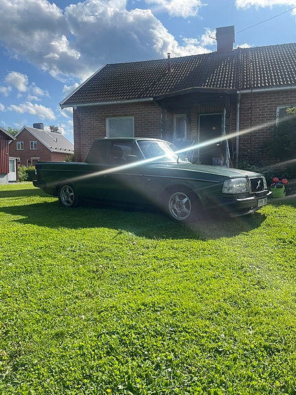 Volvo 240 9 of 10