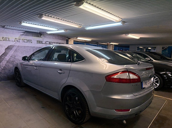 Ford Mondeo 4 of 5
