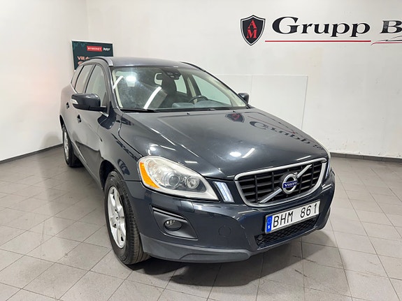 Volvo XC60 8 of 16