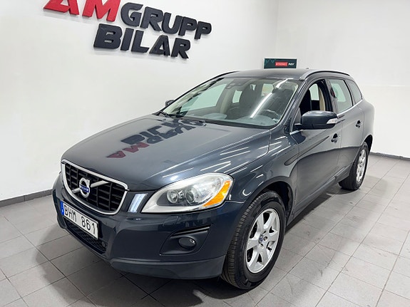 Volvo XC60 10 of 16