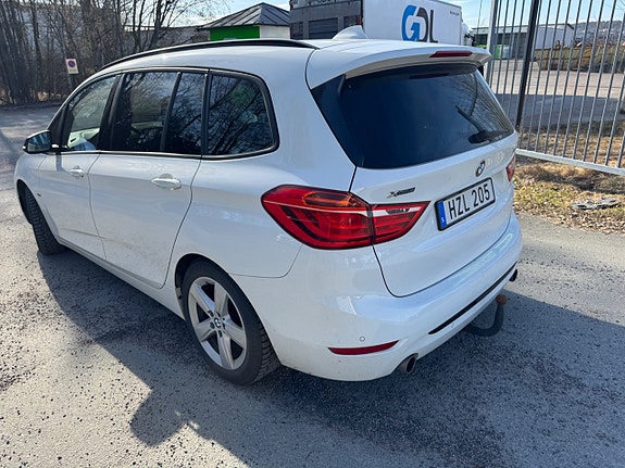 BMW 220d 7 of 28