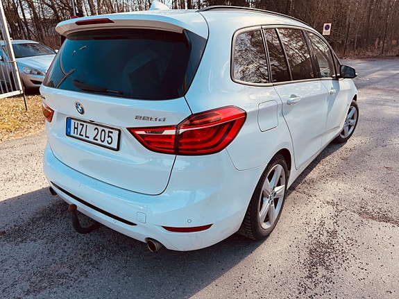 BMW 220d 9 of 28