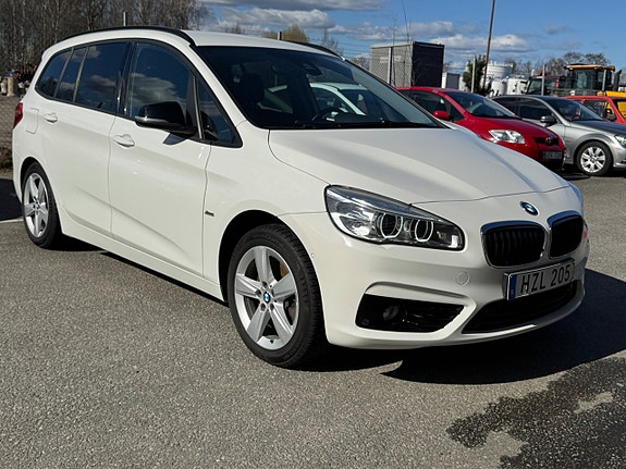 BMW 220d 28 of 28
