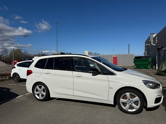 BMW 220d 22 of 28