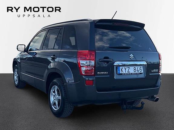 Suzuki Grand Vitara 3 of 18