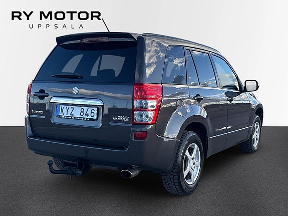 Suzuki Grand Vitara 4 of 18
