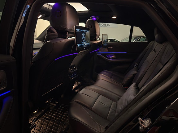 Mercedes-Benz GLE350 e 13 of 25