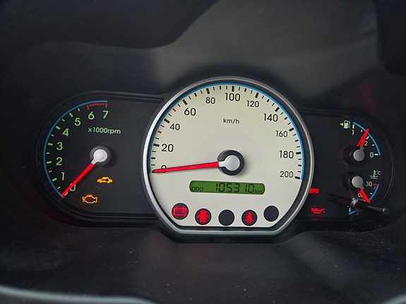 Hyundai i10 5 of 5