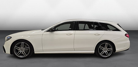 Mercedes-Benz E200 8 of 25