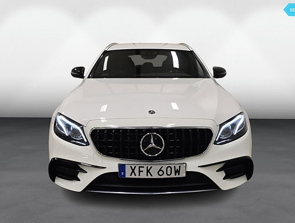 Mercedes-Benz E200 5 of 5