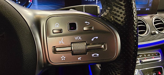 Mercedes-Benz E200 20 of 25