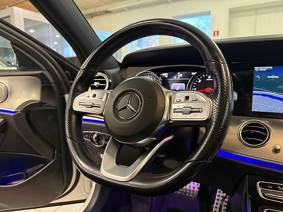 Mercedes-Benz E220 d 11 of 16