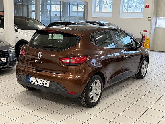 Renault Clio 3 of 5