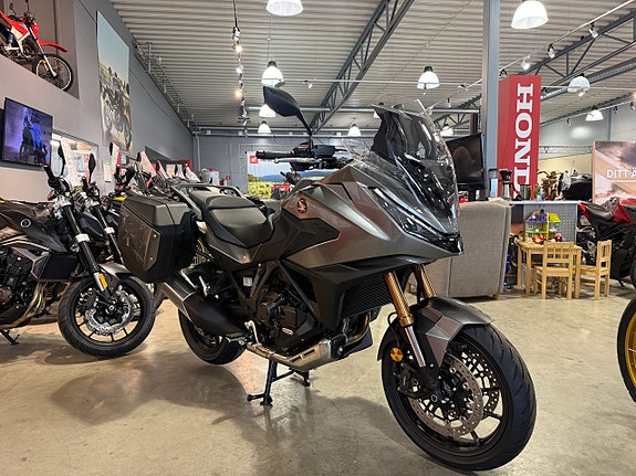 Honda NT1100DE DCT #Elektrisk fjädring#