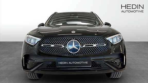 Mercedes-Benz GLC300 e 8 of 12