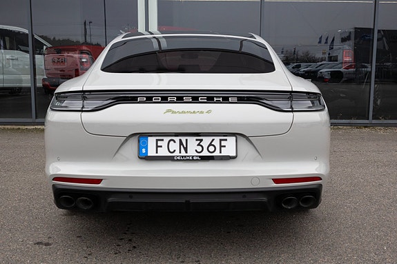 Porsche Panamera 4 6 of 16