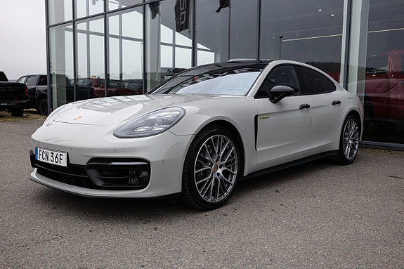 Porsche Panamera 4