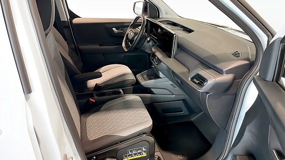 Ford Courier 3 of 5