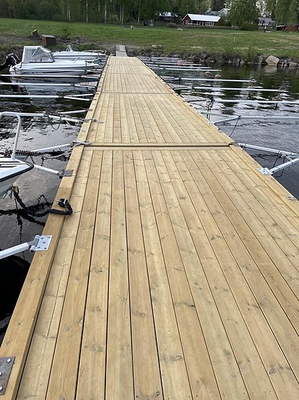 20 % på kvarvarande pontonbryggor 4 of 6