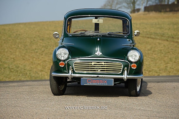 Morris Traveller 10 of 19