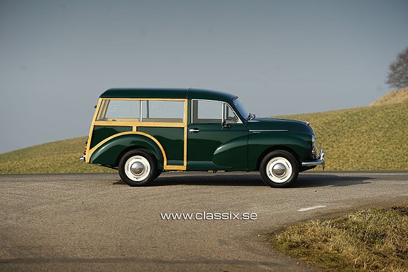 Morris Traveller 7 of 19