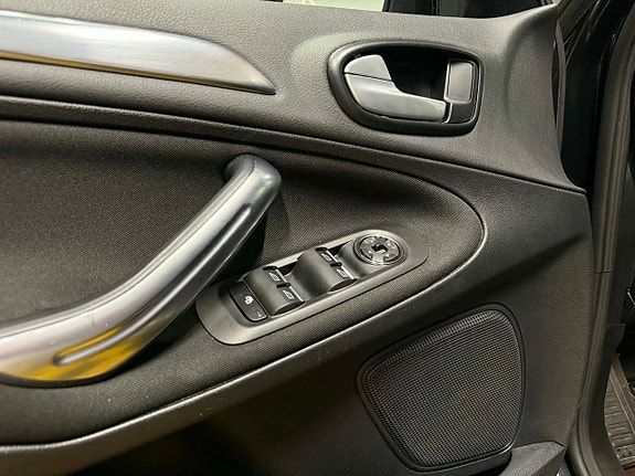 Ford Galaxy 13 of 30