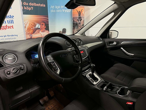 Ford Galaxy 17 of 30