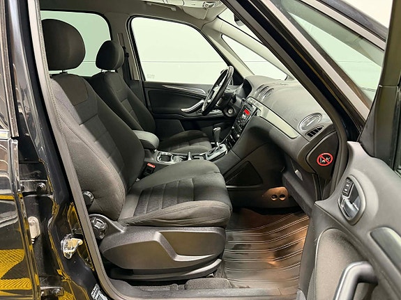 Ford Galaxy 30 of 30