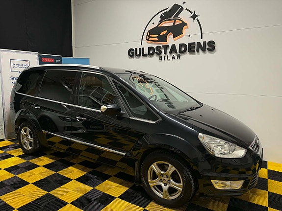 Ford Galaxy 3 of 5