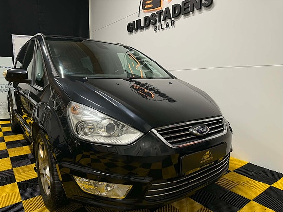 Ford Galaxy 4 of 5