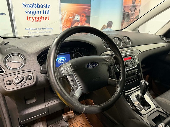 Ford Galaxy 16 of 30