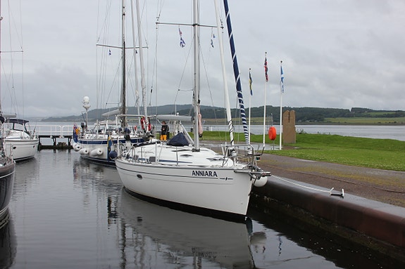 BAVARIA CRUISER 37 — View photo 1