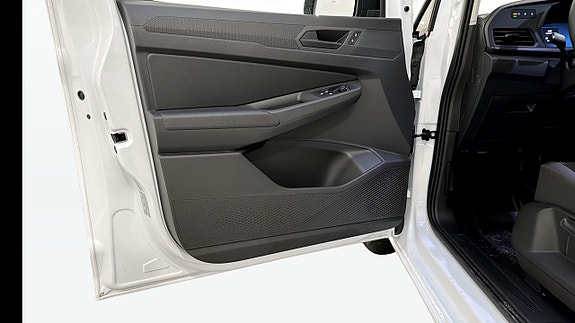 Ford Transit Connect 11 of 12