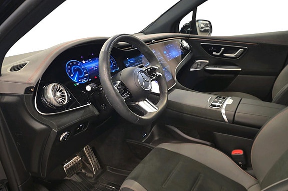Mercedes-Benz EQE SUV 7 of 22