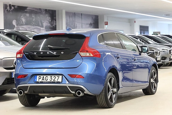 Volvo V40 7 of 21