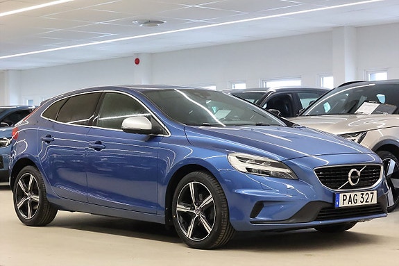 Volvo V40 6 of 21