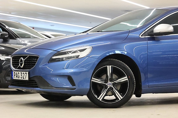 Volvo V40 4 of 21