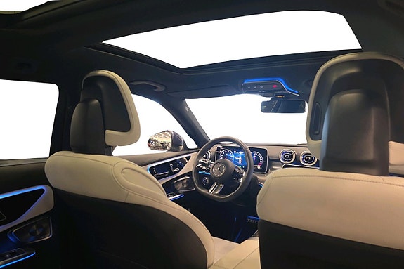 Mercedes-Benz C300 e 18 of 22