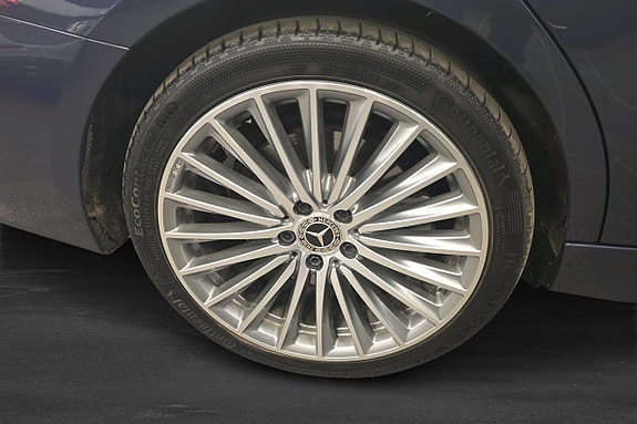 Mercedes-Benz C300 e 12 of 22