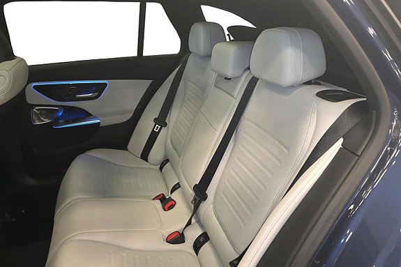 Mercedes-Benz C300 e 10 of 22