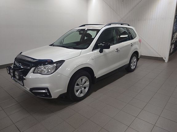 Subaru Forester 2 of 5