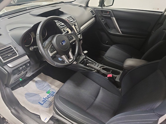 Subaru Forester 8 of 10