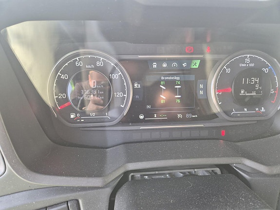 Scania P320 B4x2NB 7 of 10