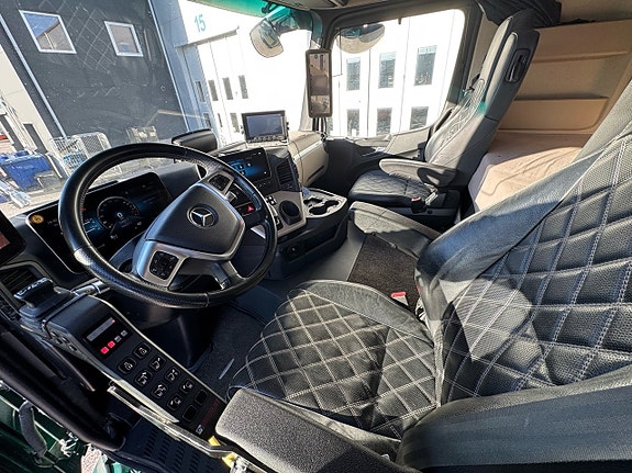 Tridemväxlare Mercedes-Benz Arocs 12.8 -2022 via auktion 11 of 27