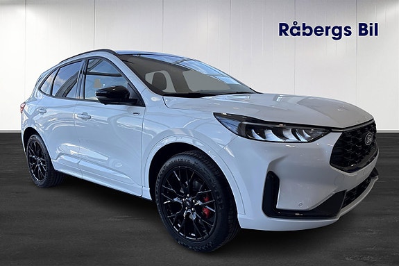 Ford Kuga 2 of 5
