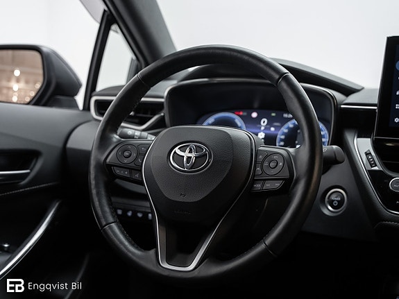 Toyota Corolla 15 of 30