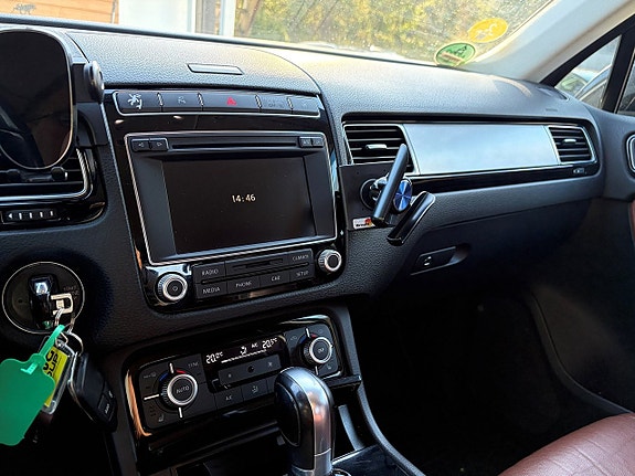 Volkswagen Touareg 17 of 22