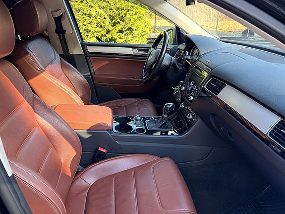 Volkswagen Touareg 22 of 22